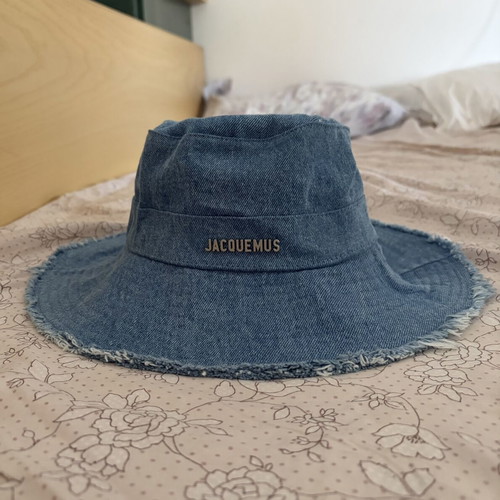 Jacquemus denim bucket hat like new, size 58, blue