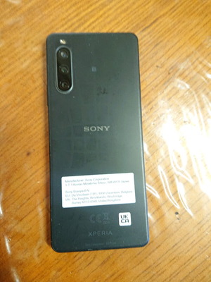 Sony Xperia 10 IV 5G μεταχειρισμένο για ανταλλακτικά με σπασμένη οθόνη