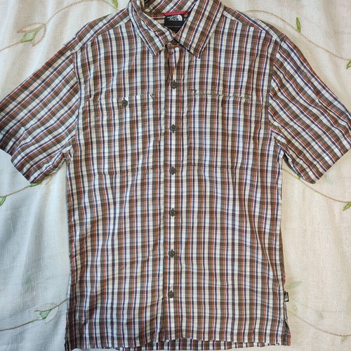 The North Face men's plaid short sleeve shirt size S like new