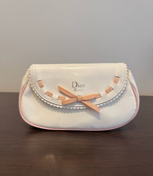 Dior Beauty бяло чанта