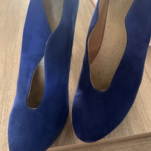 Blue suede pumps used, size 39