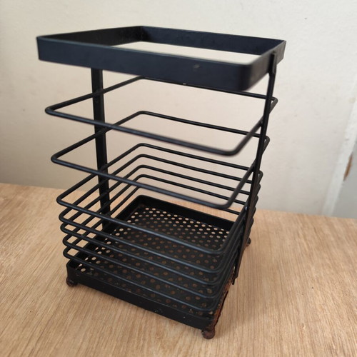 Metal organizer used, black color