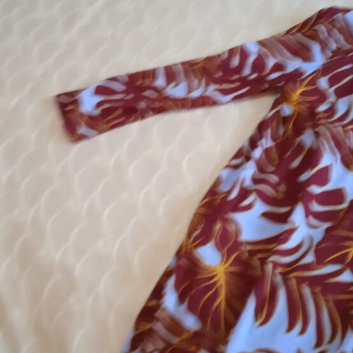 H&M shirt size S used, red and turquoise