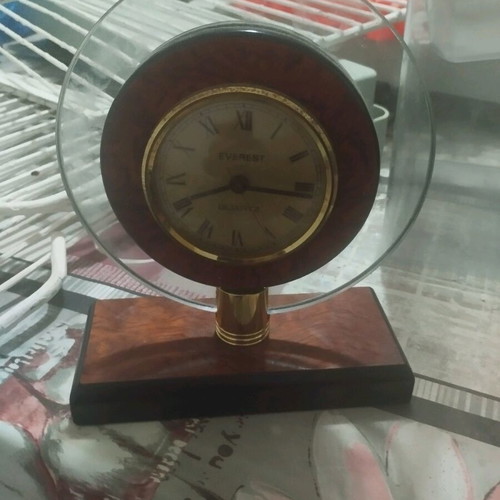 Everest quartz collectible clock from the 70s with mechanism issue