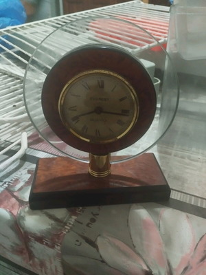 Everest quartz collectible clock from the 70s with mechanism issue