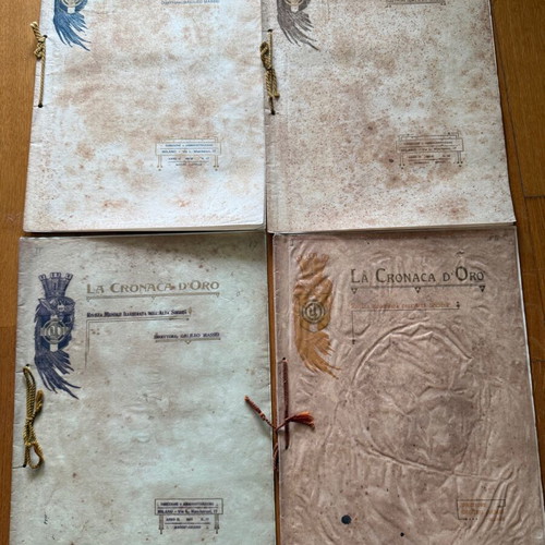 La Cronaca d'Oro 4 used Italian magazines from 1920s