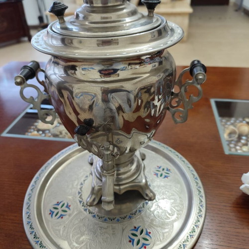 Classic samovar used with tray and cable