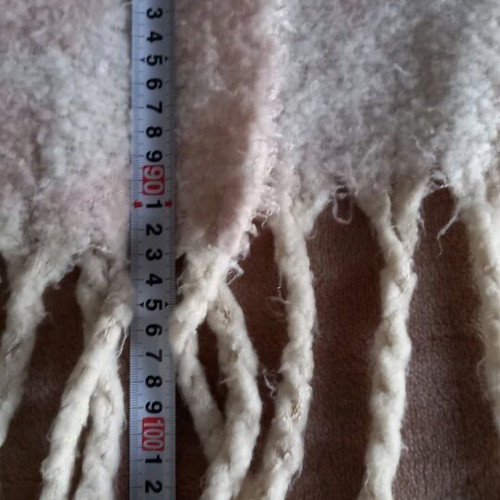 Scarf like new, white and pink, soft and fluffy