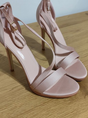 Satin sandals with diagonal strap and buckle new, size 40, nude