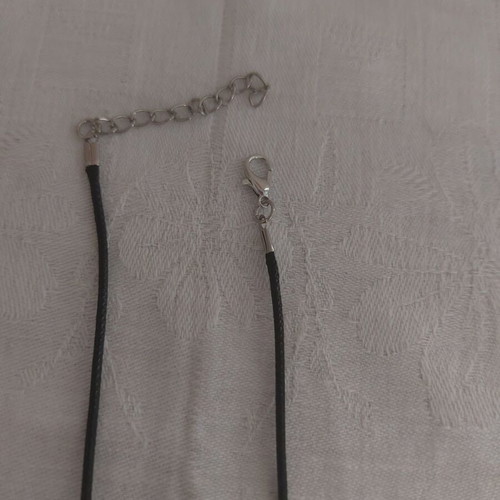 Necklace from PU leather like new, black and green, 45 cm + 5 cm extension