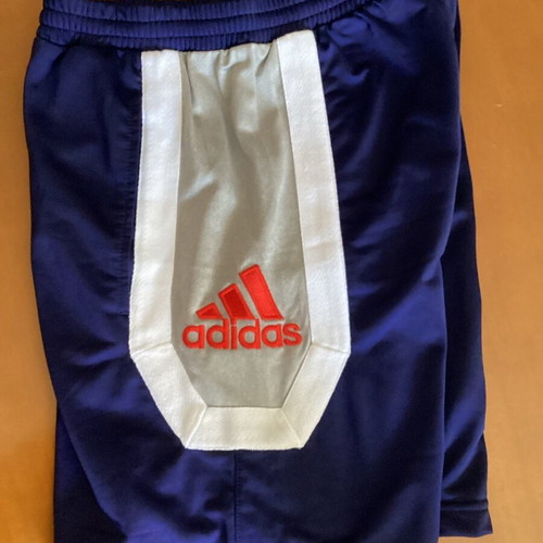 Adidas men's shorts new, size S, blue with pockets