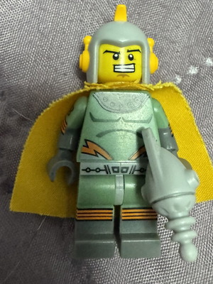 Lego μίνι φιγούρα σαν καινούργιο, αυθεντικό