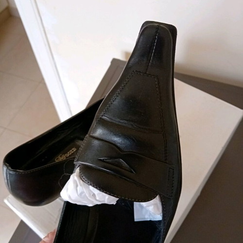 Alberto Guardiani black leather pumps like new, size 40