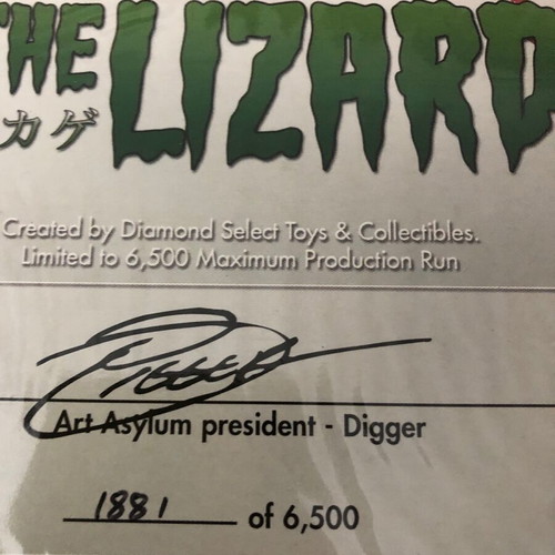 Lizard bust new, 8 inches, Spider-Man villain, Diamond Select
