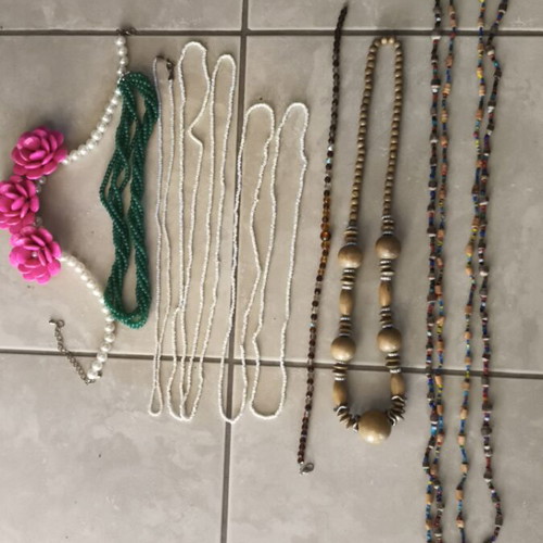 Vintage necklace set, 6 pieces, multicolor