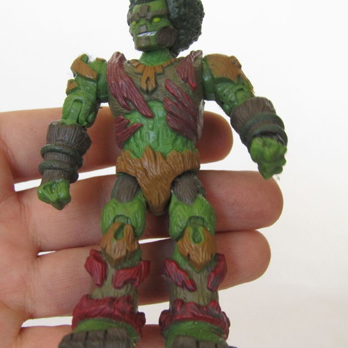 Tasaru Gormiti action figure with color change and joints, 10.6 cm, like new