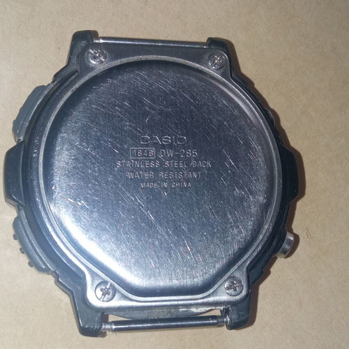 Casio DW-285 watch used, good condition