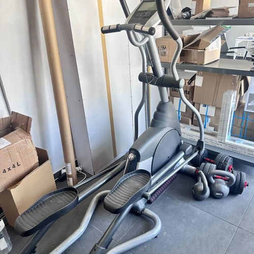 Horizon Andes 509 Elliptical Machine used, heavy-duty, front wheel