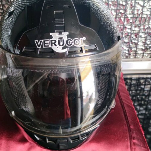 Verucci motorcycle helmet winter like new, size XL, black