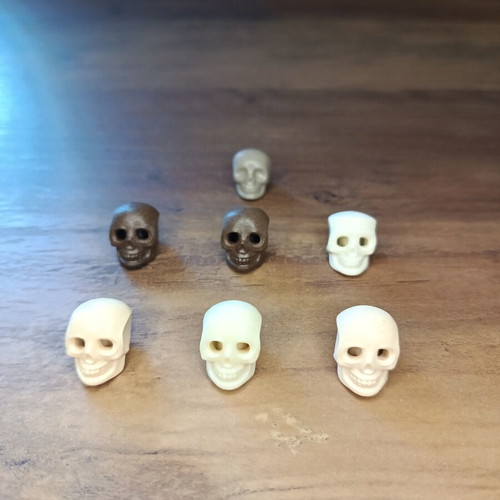 Playmobil skulls like new, gray and assorted