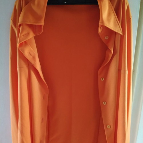 Shirt new, size M/L, orange