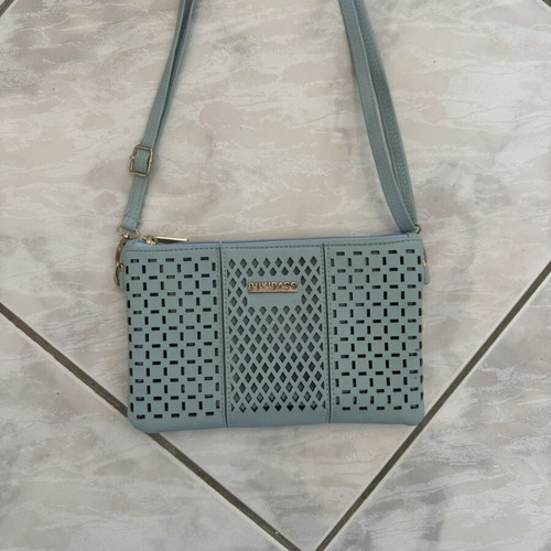 Duki Daso shoulder bag turquoise like new