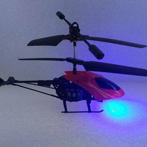 Mini RC High Speed Remote Control Helicopter with LED Lights like new
