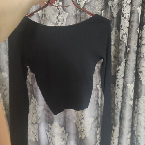 Mind Your Style ribbed blouses with open back like new, S/M, black and khaki