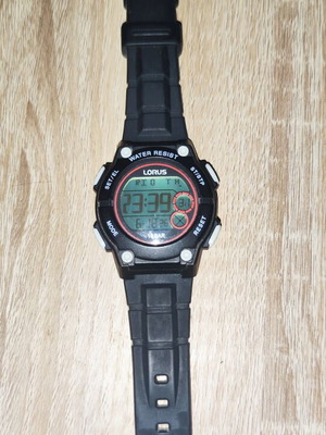 Lorus R2329PX9 wristwatch like new, black and red, 42 mm, 10 ATM