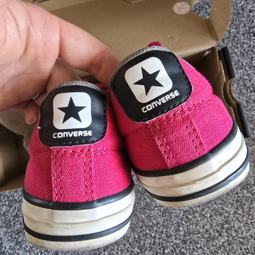 Converse sneakers size 37 like new, fuchsia with black