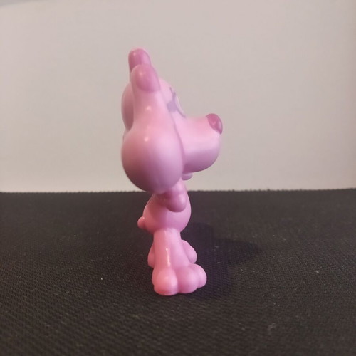 Magenta figure from Blue's Clues new
