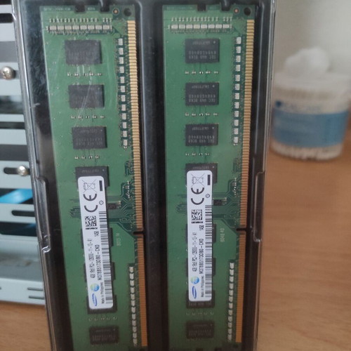 Samsung DDR3 RAM 8GB (2x4GB) 1600MHz like new