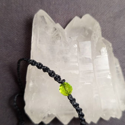 Makrame bracelet new, green