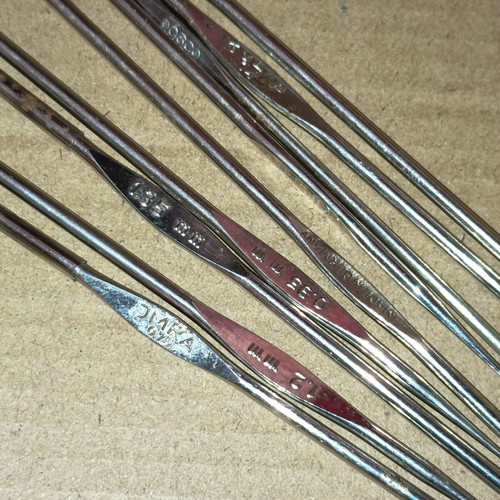 Sewing Needles new, pack of about 20, silver, Jumra, Tulip