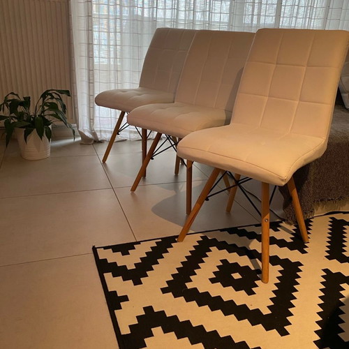White leather chairs new, pack of four