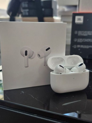 Apple AirPods Pro Αφόρετα με θήκη φόρτισης MagSafe λευκά
