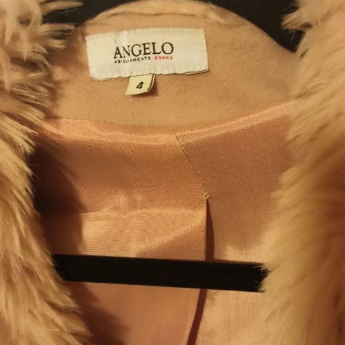 Dusty pink coat used with fur details, size M