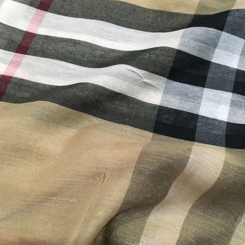 Burberry Silk Scarf like new, 75x125 cm, beige and brown