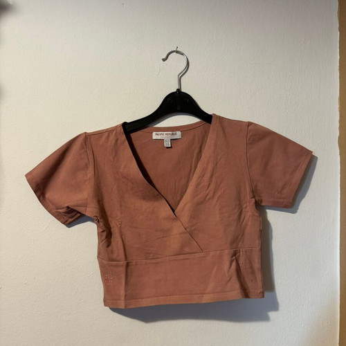 Pink short sleeve t-shirt like new, size M from Pull&Bear