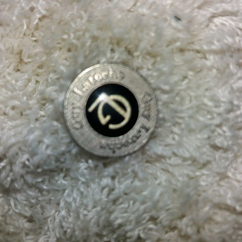 Guy Laroche button like new
