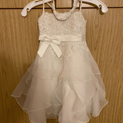 Children's wedding dress like new, worn once