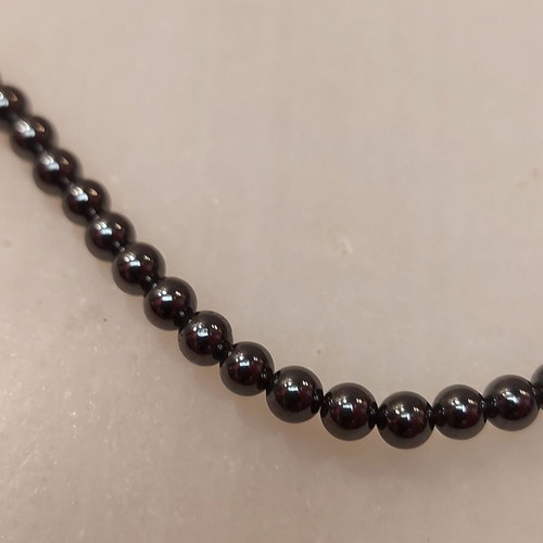 HEMATITE NECKLACE - SMALL PEARL