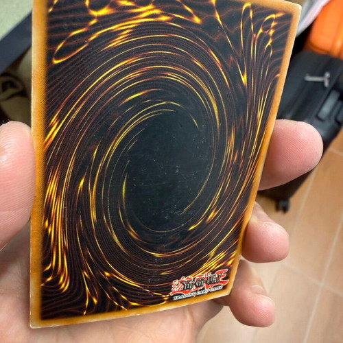 Yu gi oh Shadow spell χρυσή κάρτα σαν καινούργιο