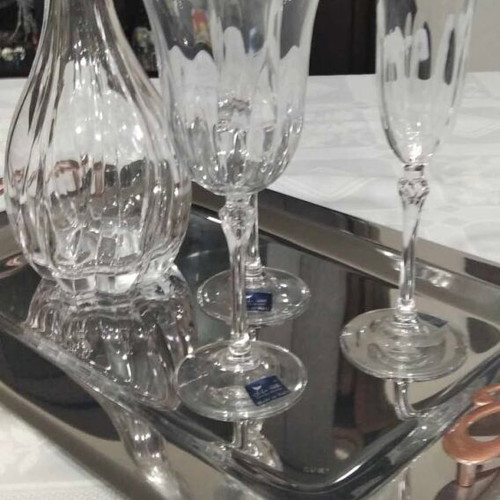 Wedding glassware set with silver-plated tray, crystal carafe and champagne glasses
