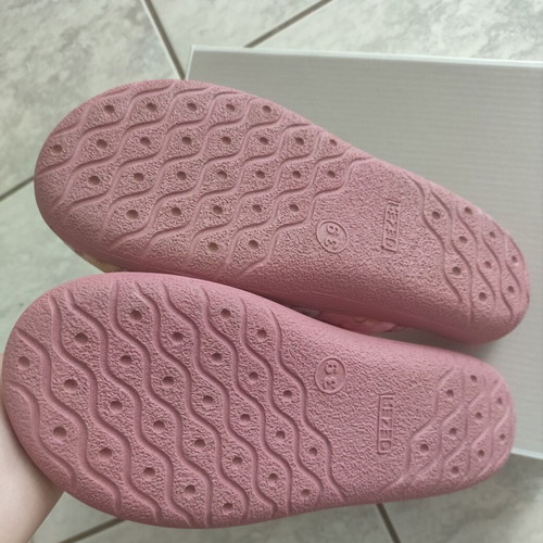 Gezer slippers new, size 39, pink