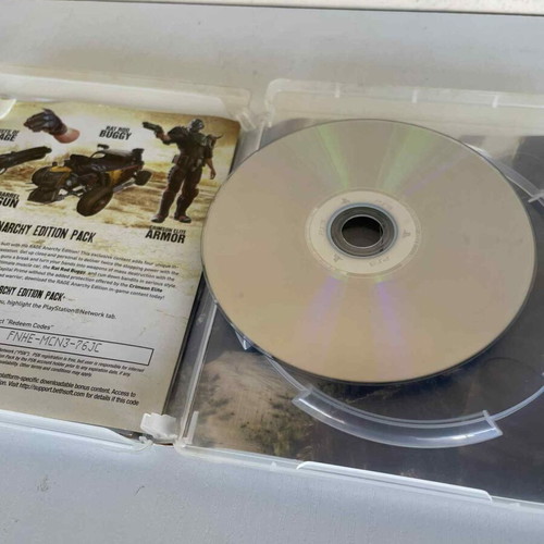 Rage PS3 game used, no manual, case with front tear