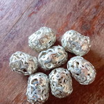 Metal necklace beads 20mm silver, pack of 7, new