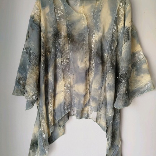 Gallery tunic wide fit like new