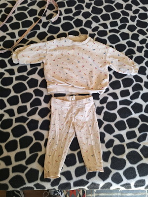 Σετ βρεφικά ρούχα H&M σαν καινούργιο για κορίτσι 4-6 μηνών