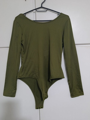 Bodysuit khaki with open back like new, size M